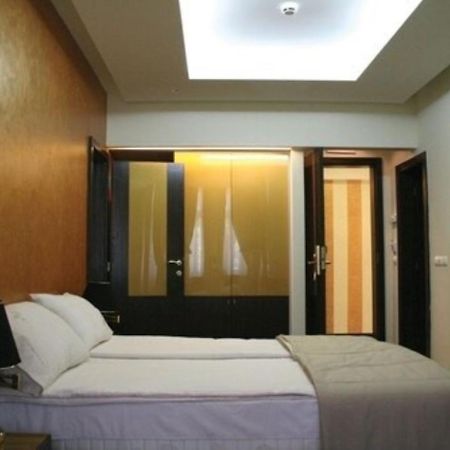 Hotel Hercegovina Іліджа Екстер'єр фото
