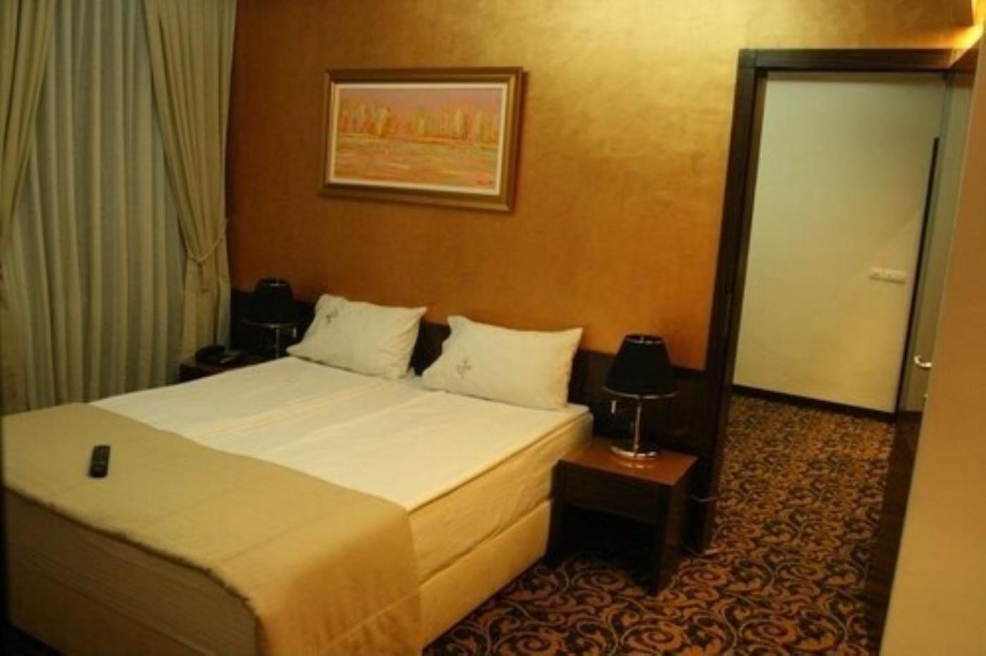 Hotel Hercegovina Іліджа Екстер'єр фото